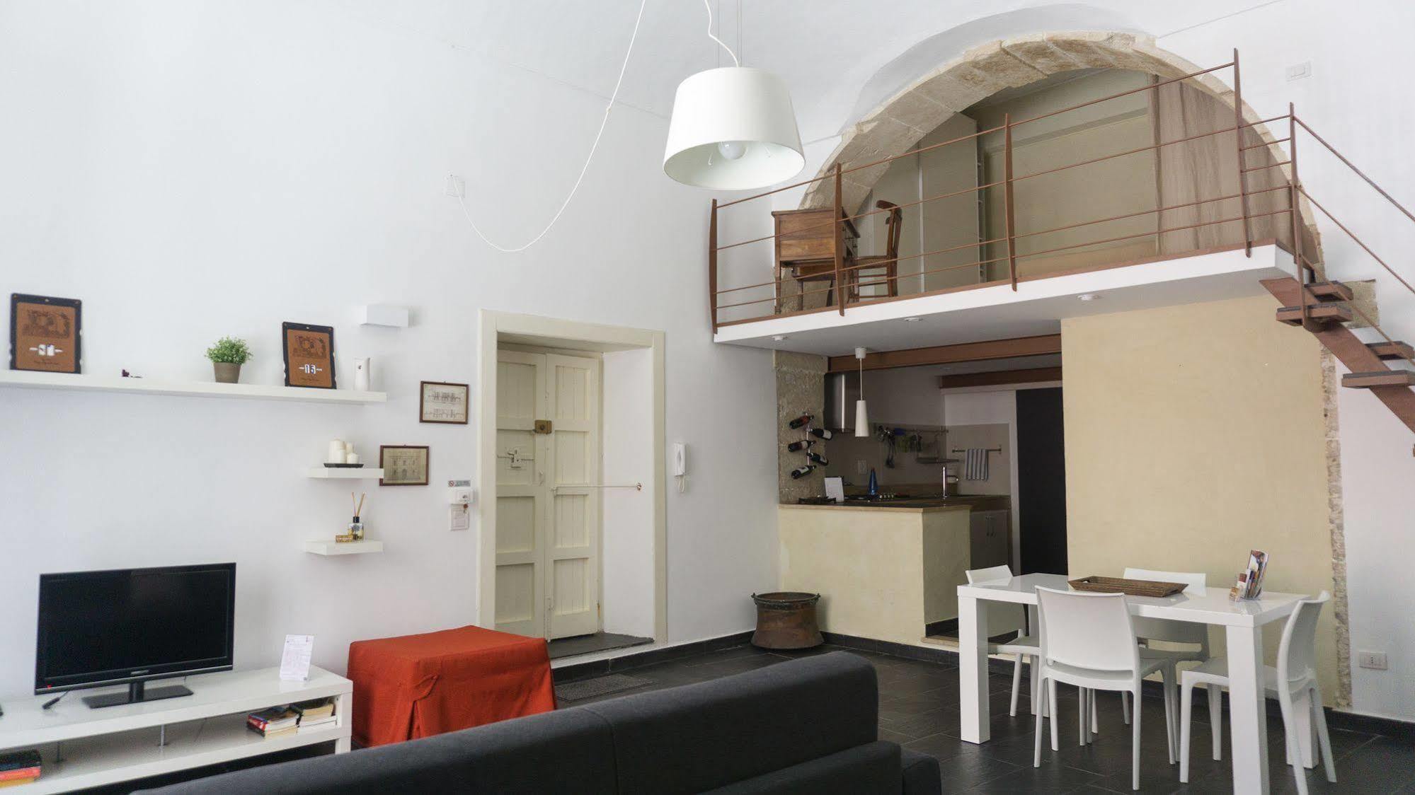 1743 Loft Appartement Syracuse Buitenkant foto